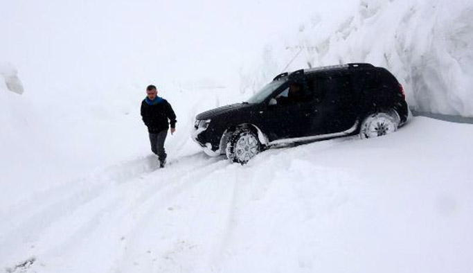 Nisan'da kar yağdı