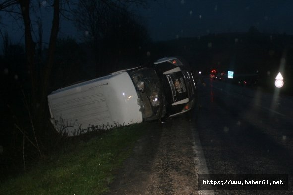 Samsun'da minibüs ile otomobil çarpıştı: 9 yaralı