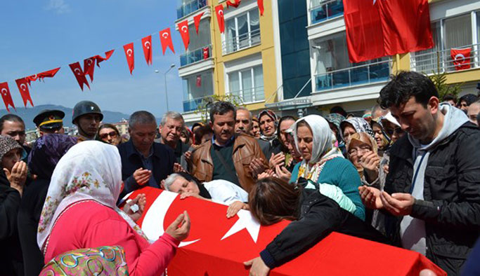 Ordu şehidini uğurladı