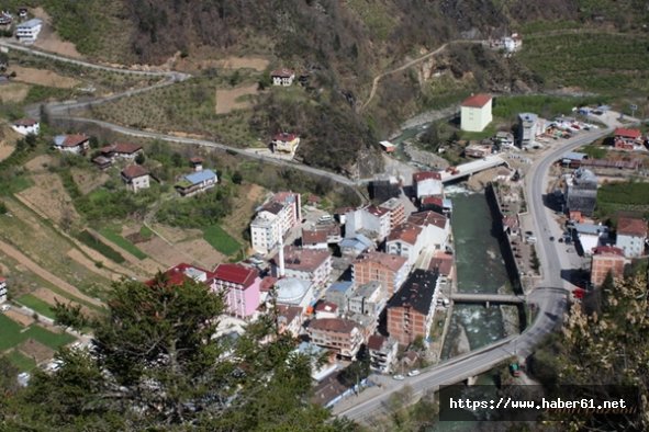 Trabzon Dernekpazarı'nda 14 Ev tahliye edildi