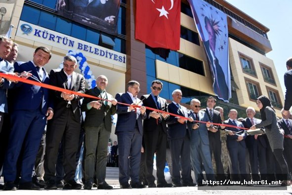 Kürtün Belediye'nin yeni hizmet binası açıldı