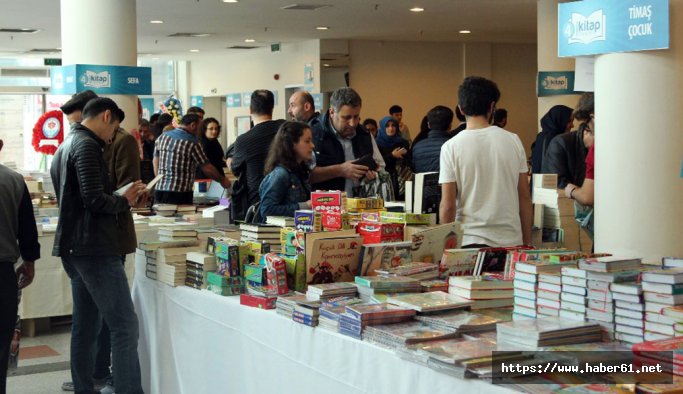 Trabzonlular kitap fuarına akın etti