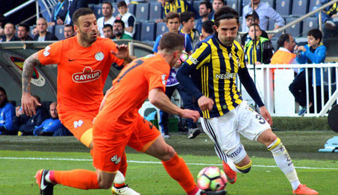 Rizespor Fenerbahçe'ye mağlup oldu