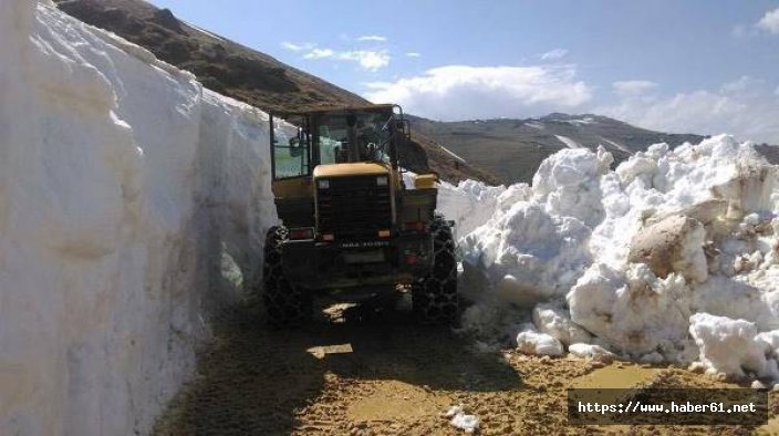 Giresun'da 5 metrelik kar temizliği