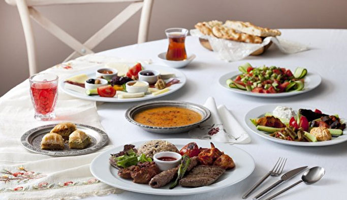 Ramazan’da oruç tutarken tok kalmanın yolları – Tokluk hissi sağlayan besinler