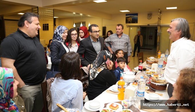 Rize'de sağlık çalışanları iftarda buluştu