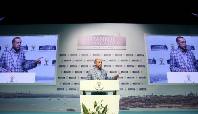 Cumhurbaşkanı Erdoğan: "AK Parti’nin ana omurgası sapasağlam ayaktadır"