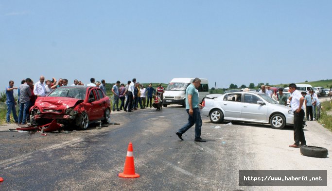 Araç yoldan çıktı karşı şeride geçti: 8 yaralı