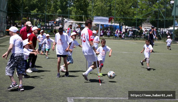 Serebral Palsili çocukların futbol sevinci