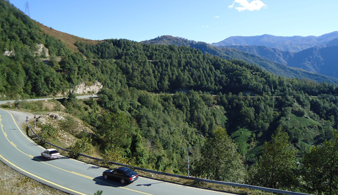 Karayolları Artvin yolu için uyardı