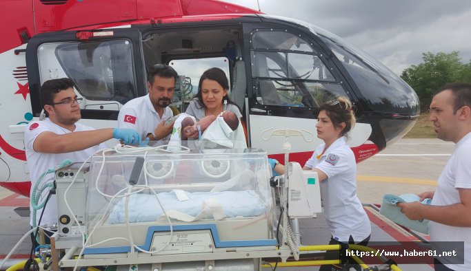 Bebeğin yardımına ambulans helikopter yetişti