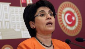 Leyla Zana'nın vekilliği düşürülüyor