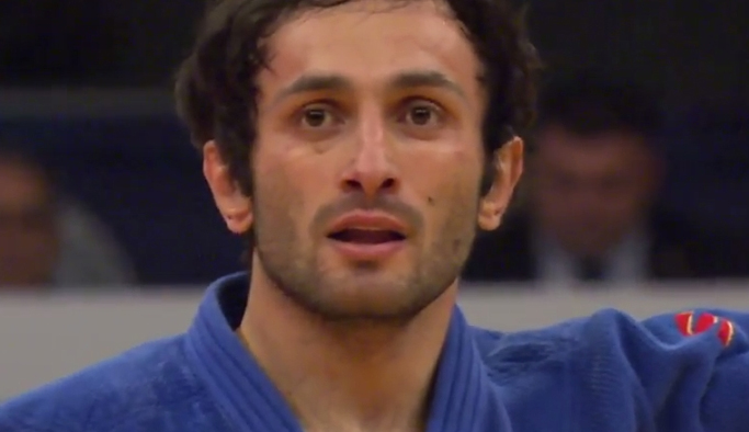 Bekir Özlü judoda altın madalya kazandı