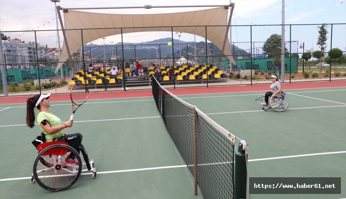 Raketler tekerlekli sandalyeye aldırmıyor