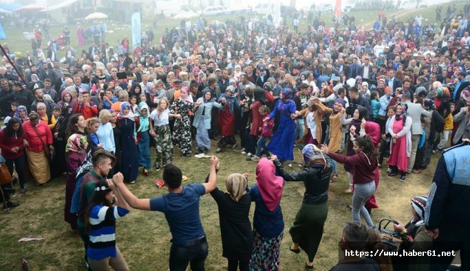 Ordulular Çambaşı yayla şenliğinde coştu