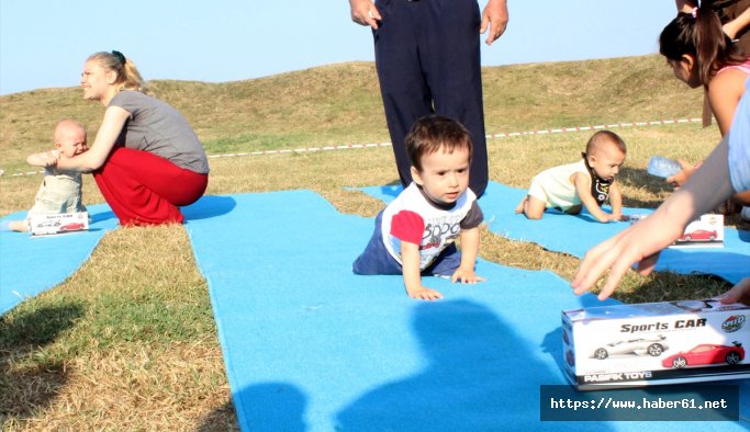 Bu sefer bebekler yarıştı