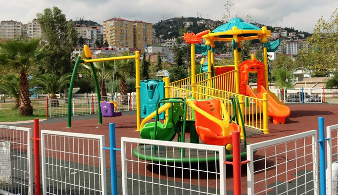 Akçaabat'ta engelsiz park tamamlandı