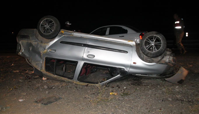 Elazığ'da Otomobil takla attı: 1 ölü, 3 yaralı