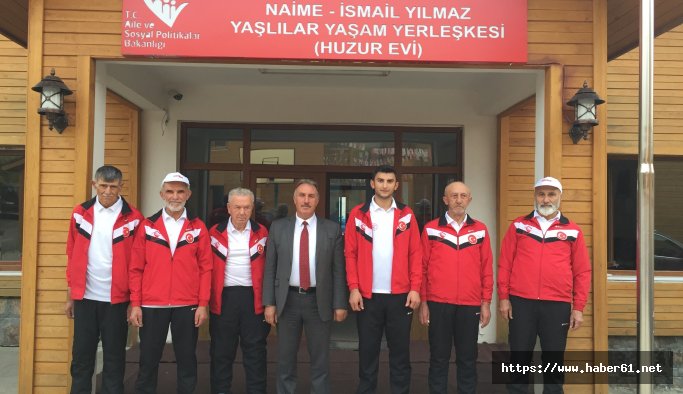 Yaşlı sporcular Bocce turnuvasına gitti