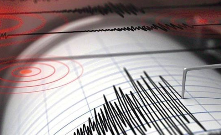 Adana'da deprem! art arda...