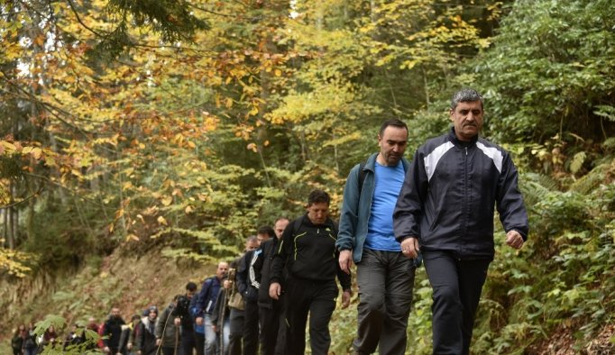 Gümüşhaneli dağcılar, Örümcek Ormanları’nda doğa yürüyüşü gerçekleştirdi