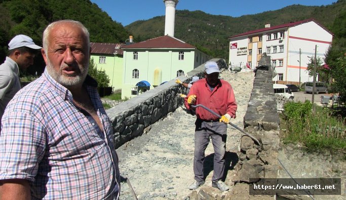 Artvin'deki tarihi Demirciler Köprüsü yeniden restore ediliyor