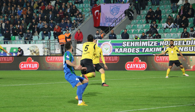 Rize  İstanbulspor'a fark attı