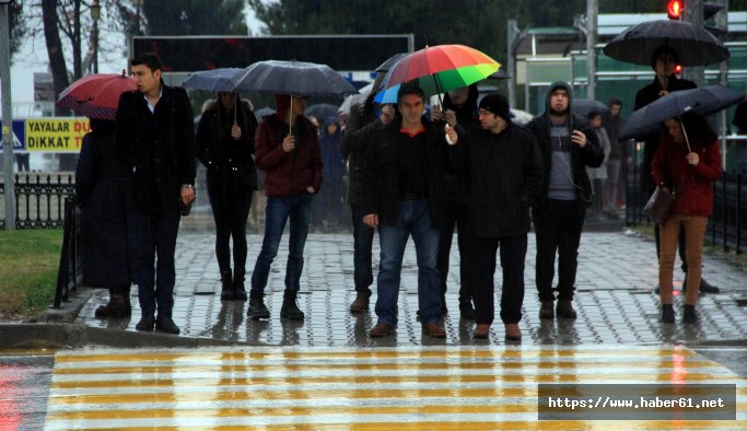 Samsun sağanak yağışa teslim