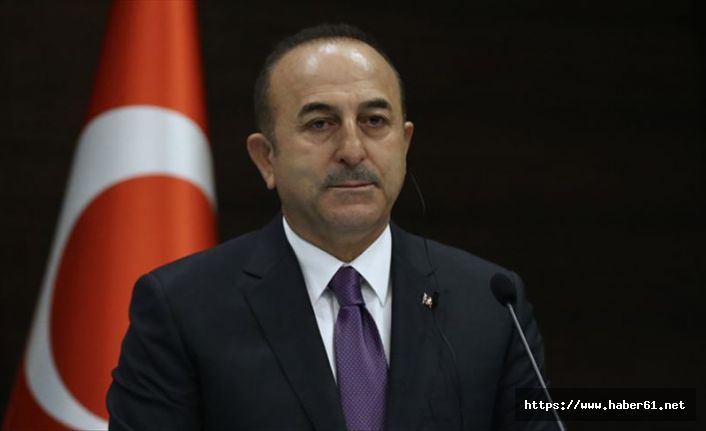 Bakan Çavuşoğlu, yeğeninin nişan törenine katıldı