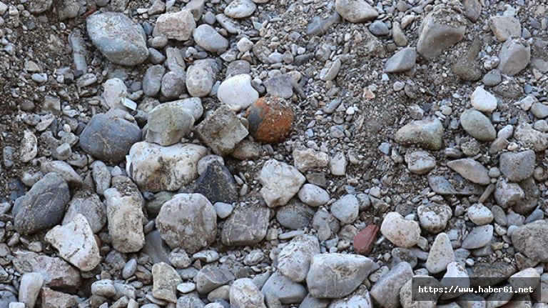 Bayburt'ta patlamamış top mermisi bulundu 