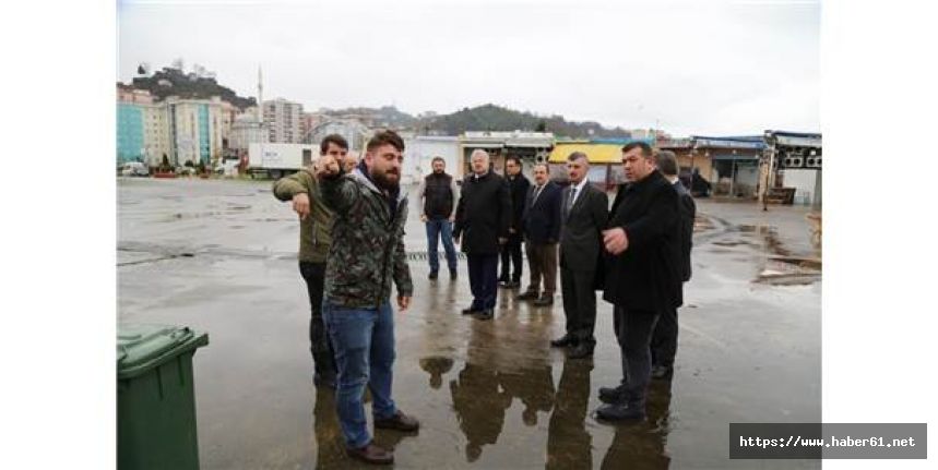 Rize Valisi ve belediye başkanı balıkçı esnafıyla