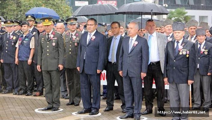 Türkiye onu Gaziler gününde ıslandığı fotoğrafla tanımıştı... O gazi hayatını kaybetti 