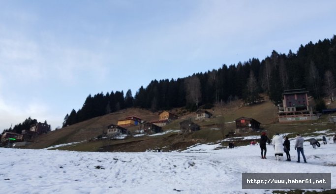 Kardan Adam festivali için kar yağmasını bekliyorlar