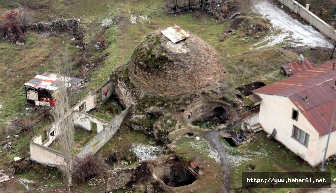 Tarihi hamam çürümeye terk edildi - Erzurum haberleri