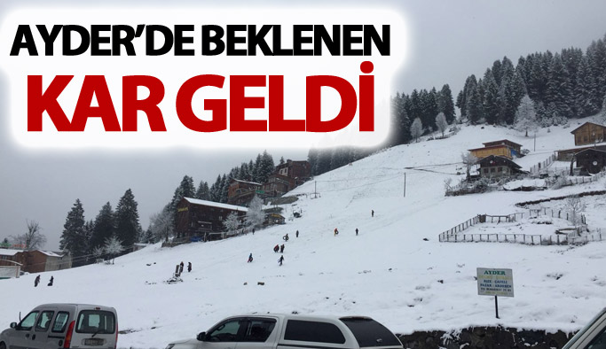 Ayder'de beklenen kar geldi