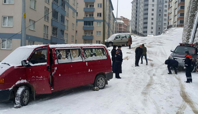 Gümüşhane'ye beklenen kar geldi