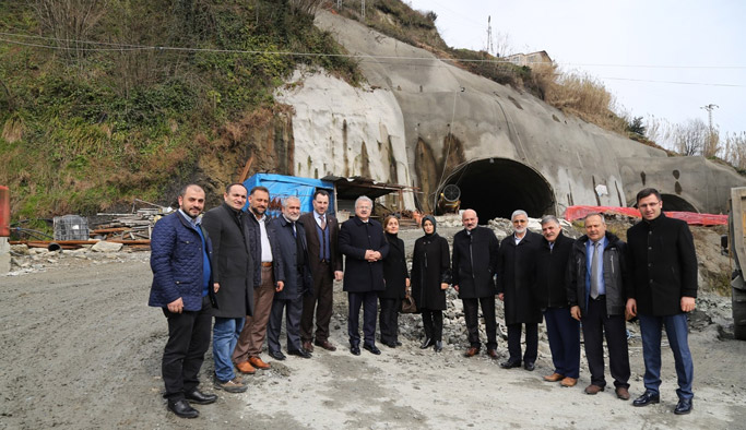 Salarha Tüneli yüzde 70'e geldi