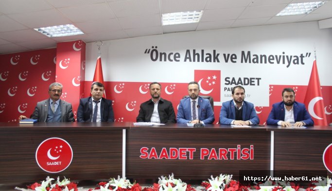 Saadet Partisi Ortahisar İlçe Divanı toplandı