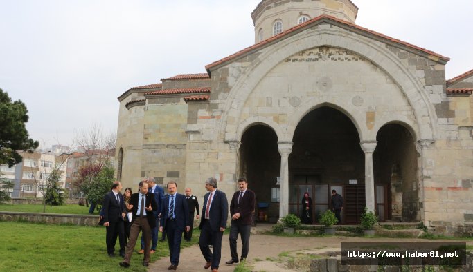 Trabzon'da Ayasofya tartışması: Cami mi olacak müze mi?