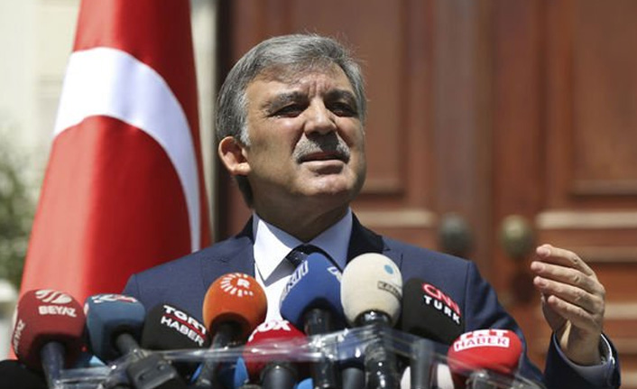 Abdullah Gül Akar'ın ziyareti ile ilgili konuştu