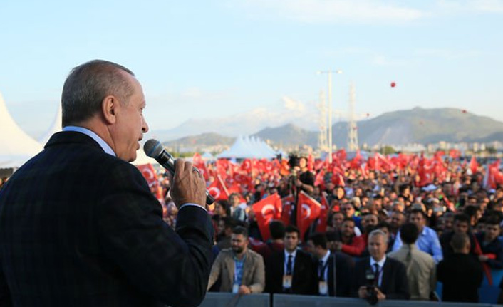 Cumhurbaşkanı Erdoğan: "Münafıklar çetesini..."