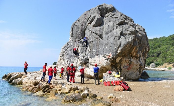 Gerçeğini aratmayan kurtarma tatbikatı