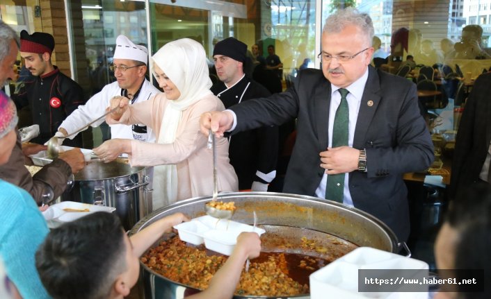 Rize'de ilk iftarda 2 bin kişi bir araya geldi 