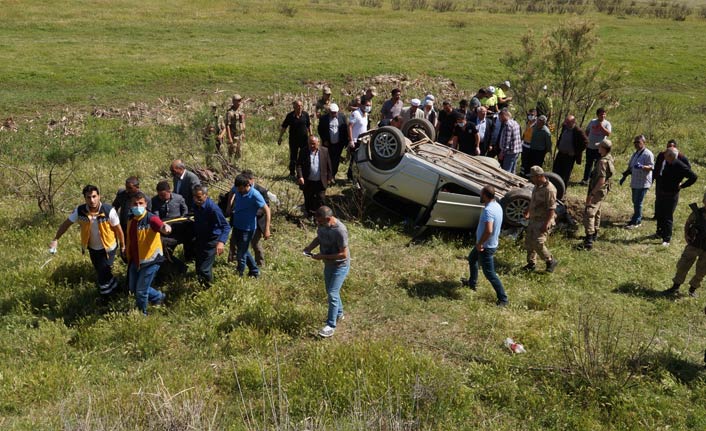 Taziye dönüşü feci kaza: 2 ölü, 3 yaralı