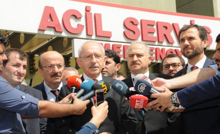 Kılıçdaroğlu kavgada yaralanan Saadet Parti’liyi ziyaret etti