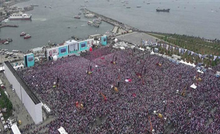 AK Parti'nin İstanbul mitingi başladı!