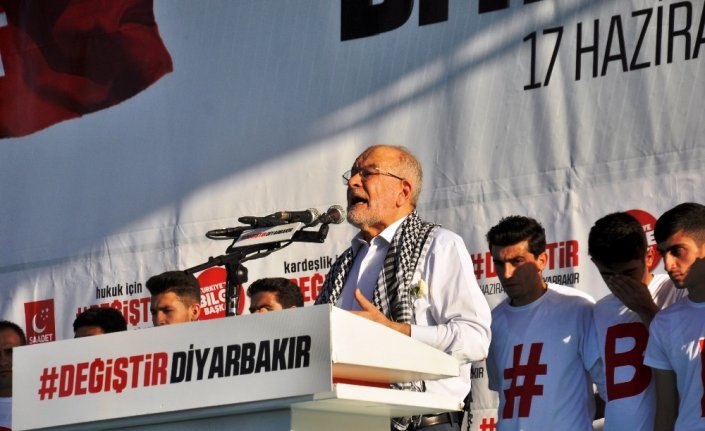 Karamollaoğlu: “Ülkenin sorunlarını ciddi olarak ele alın”