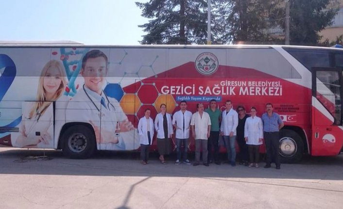 Belediyenin sağlık otobüsü mahallelerin hizmetinde