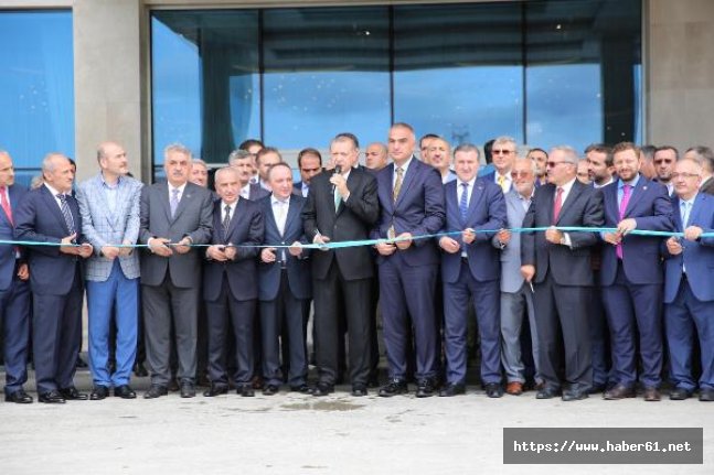 Cumhurbaşkanı Erdoğan Rize'de otel açılışı yaptı