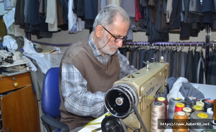  54 yıllık terzi yıllara meydan okuyor 